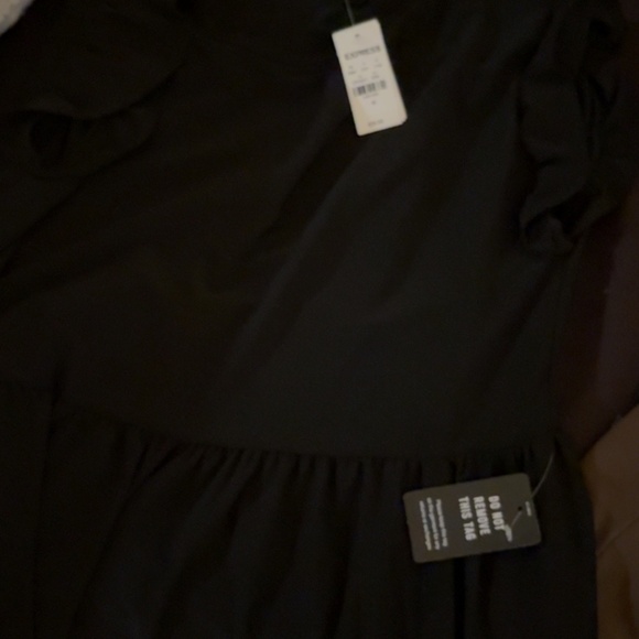 Dress - Picture 3 of 4